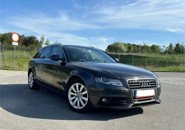 samochody osobowe Audi A4 cena 39900 przebieg: 223000, rok produkcji 2010 z Gdynia